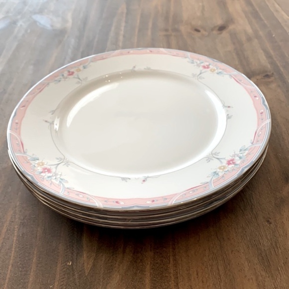 💙LENOX EMILY 4 Salad Plates